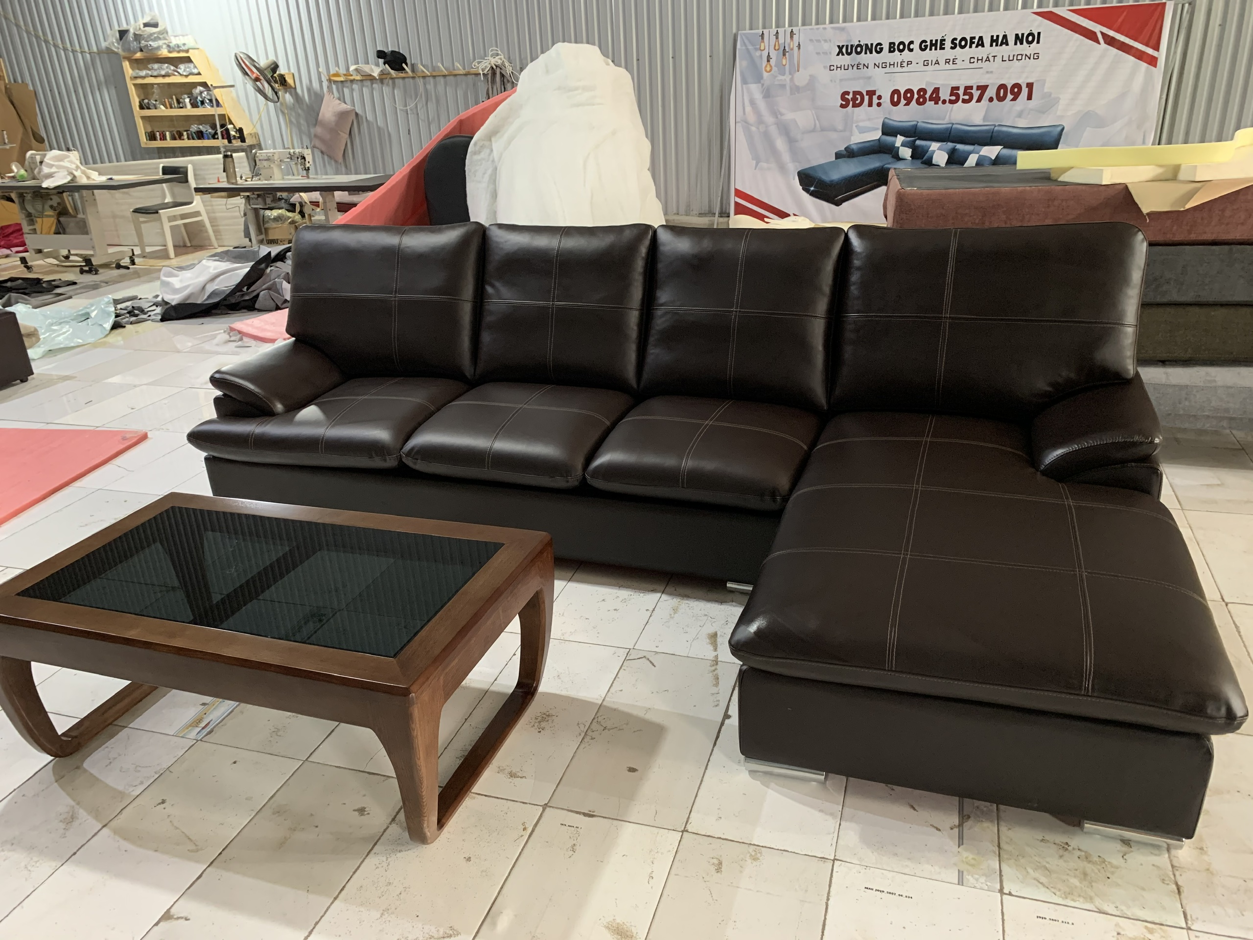 Sofa được sản xuất trực tiếp tại xưởng giá chỉ bằng 50% thị trường