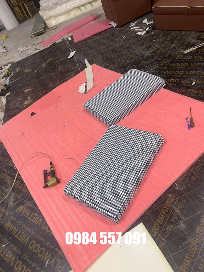 lò xo ghế sofa được sửa